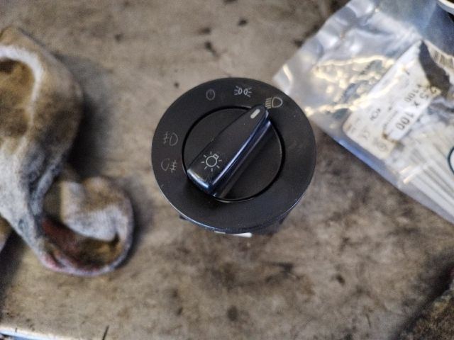 bontott SKODA ROOMSTER Világítás Kapcsoló