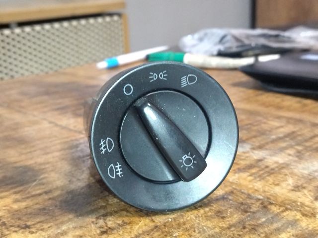 bontott SKODA ROOMSTER Világítás Kapcsoló