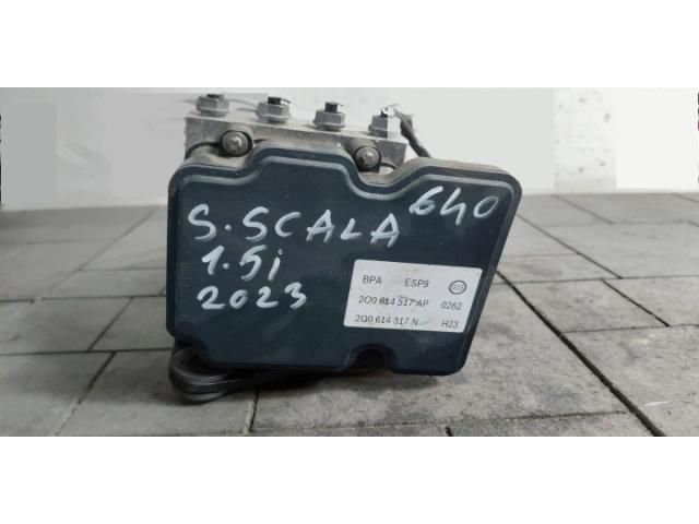 bontott SKODA SCALA ABS Kocka