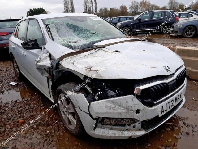 bontott SKODA SCALA Generátor