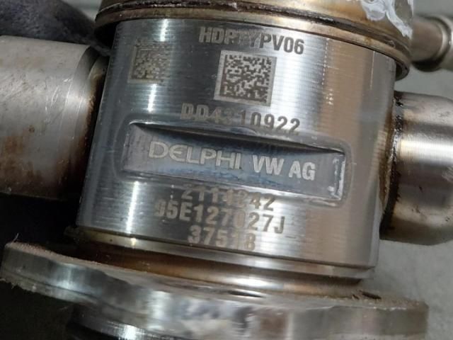 bontott SKODA SCALA Üzemanyag Szivattyú