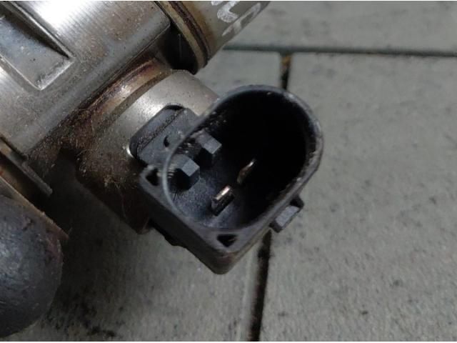 bontott SKODA SCALA Üzemanyag Szivattyú