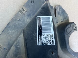 bontott SKODA SCALA Bal első Dobbetét (Kerékjárati, Műanyag)