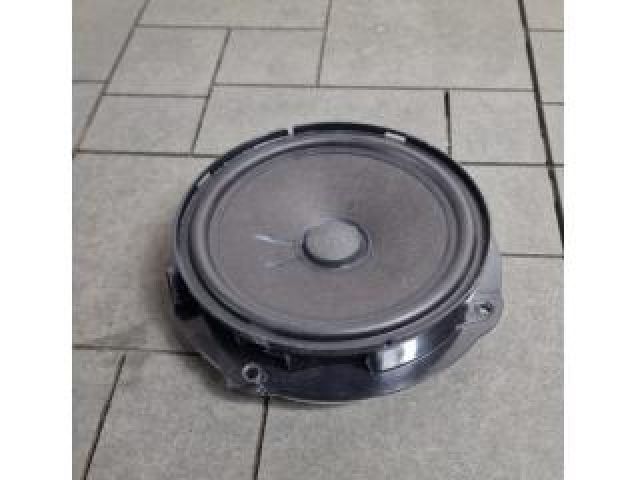 bontott SKODA SCALA Bal első Hangszóró