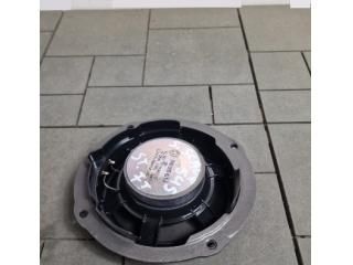 bontott SKODA SCALA Bal első Hangszóró