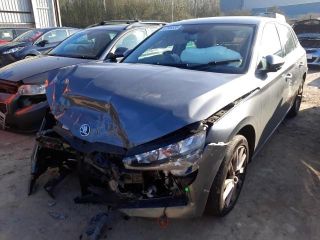 bontott SKODA SCALA Bal első Kapaszkodó (Felső)