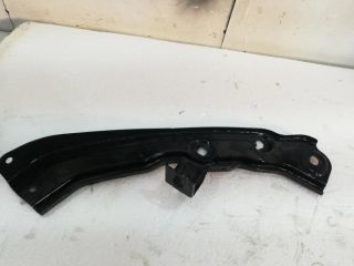 bontott SKODA SCALA Bal Fényszóró Tartó