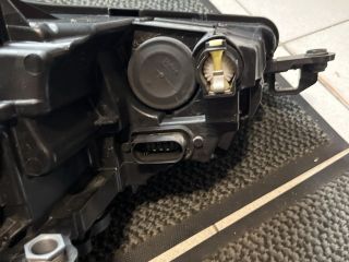 bontott SKODA SCALA Bal Fényszóró