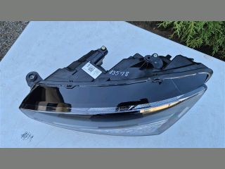 bontott SKODA SCALA Bal Fényszóró