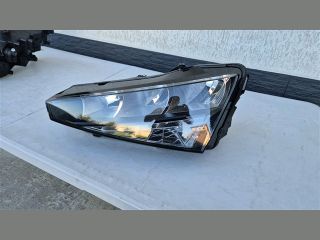 bontott SKODA SCALA Bal Fényszóró