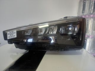 bontott SKODA SCALA Bal Fényszóró