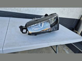 bontott SKODA SCALA Bal Fényszóró