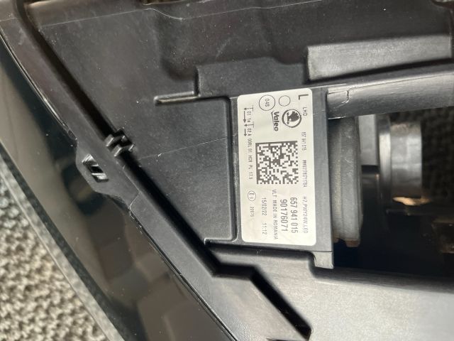 bontott SKODA SCALA Bal Fényszóró