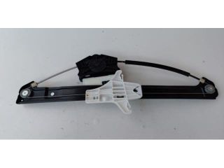 bontott SKODA SCALA Bal hátsó Ablakemelő Szerkezet (Elektromos)