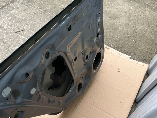 bontott SKODA SCALA Bal hátsó Ajtó (Üres lemez)