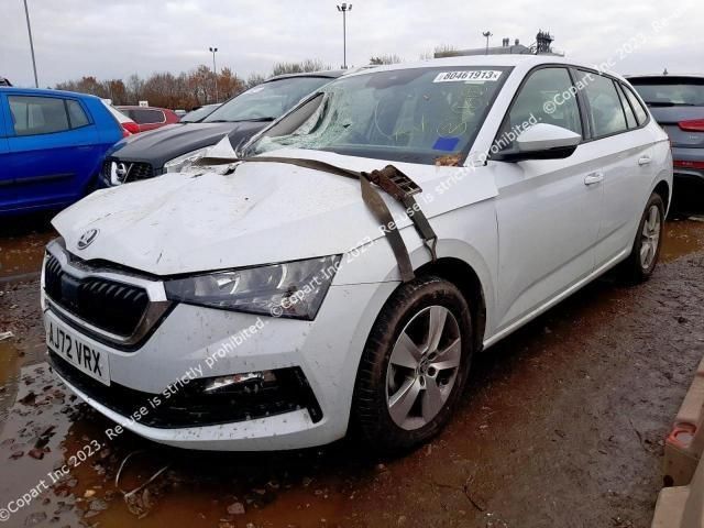 bontott SKODA SCALA Bal hátsó Ajtó (Üres lemez)