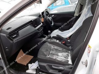 bontott SKODA SCALA Bal hátsó Belső Küszöb Burkolat