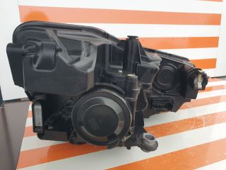 bontott SKODA SCALA Bal Ledes Fényszóró