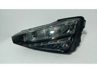 bontott SKODA SCALA Bal Ledes Fényszóró