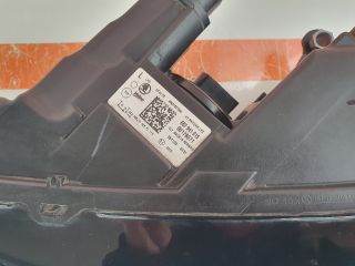 bontott SKODA SCALA Bal Ledes Fényszóró