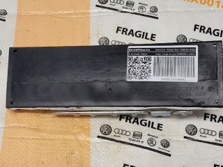 bontott SKODA SCALA Bal Térdlégzsák