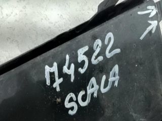 bontott SKODA SCALA Első Lökhárító Bal Díszrács