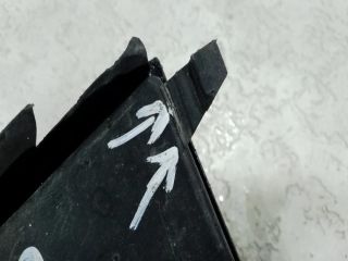 bontott SKODA SCALA Első Lökhárító Bal Díszrács