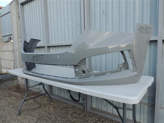 bontott SKODA SCALA Első Lökhárító (Részeivel)