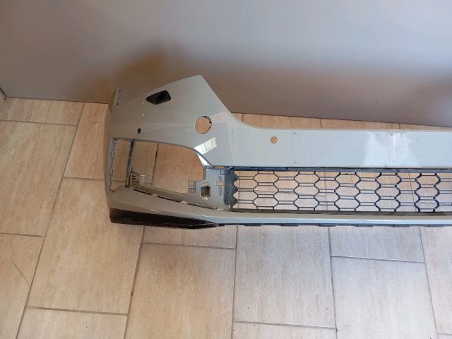 bontott SKODA SCALA Első Lökhárító (Részeivel)