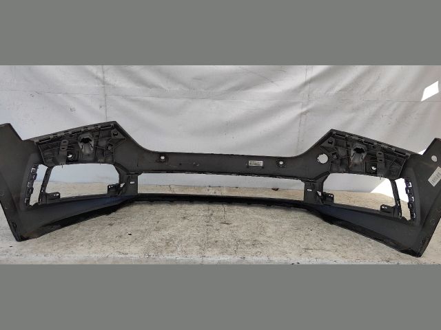 bontott SKODA SCALA Első Lökhárító (Üresen)