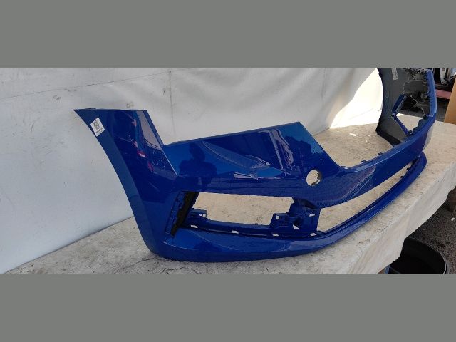 bontott SKODA SCALA Első Lökhárító (Üresen)