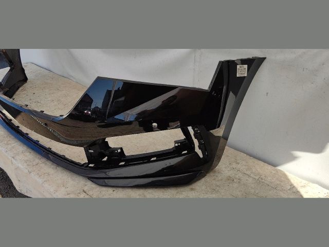 bontott SKODA SCALA Első Lökhárító (Üresen)