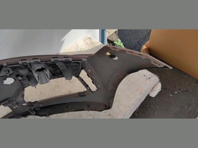 bontott SKODA SCALA Első Lökhárító (Üresen)