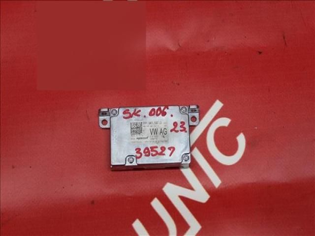 bontott SKODA SCALA Fényszóró Elektronika