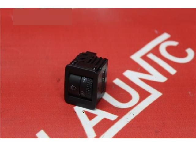 bontott SKODA SCALA Fényszórómagasság Állító Kapcsoló