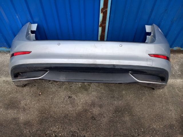 bontott SKODA SCALA Hátsó Lökhárító (Részeivel)