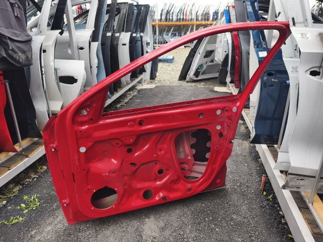 bontott SKODA SCALA Jobb első Ajtó (Üres lemez)