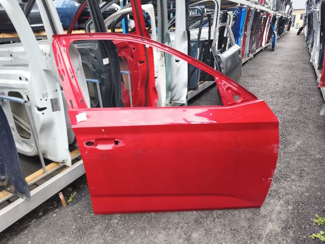 bontott SKODA SCALA Jobb első Ajtó (Üres lemez)