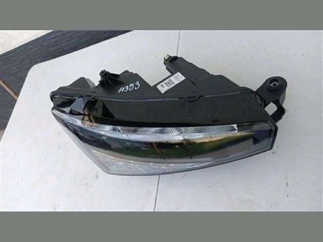 bontott SKODA SCALA Jobb Fényszóró