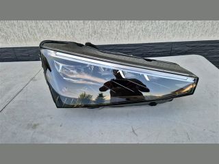 bontott SKODA SCALA Jobb Fényszóró