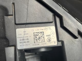 bontott SKODA SCALA Jobb Fényszóró