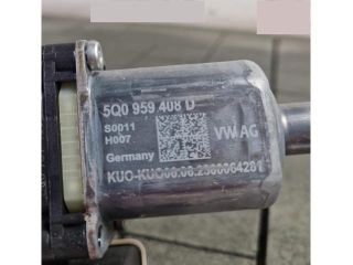 bontott SKODA SCALA Jobb hátsó Ablakemelő Motor