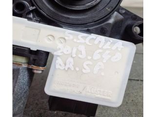 bontott SKODA SCALA Jobb hátsó Ablakemelő Motor