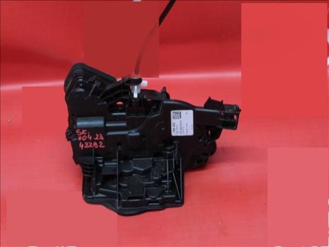 bontott SKODA SCALA Jobb hátsó Ajtózár