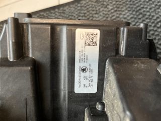 bontott SKODA SCALA Jobb Ledes Fényszóró