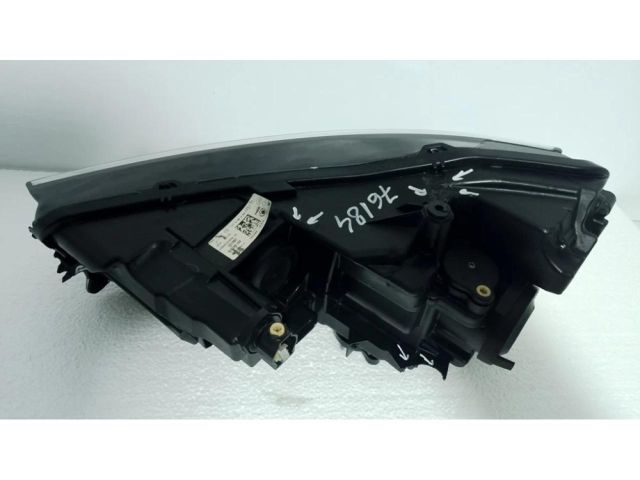 bontott SKODA SCALA Jobb Ledes Fényszóró