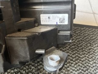 bontott SKODA SCALA Jobb Ledes Fényszóró