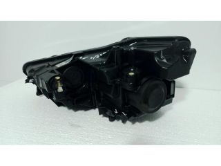 bontott SKODA SCALA Jobb Ledes Fényszóró