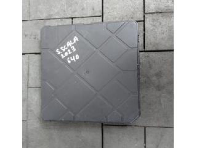 bontott SKODA SCALA Komfort Elektronika