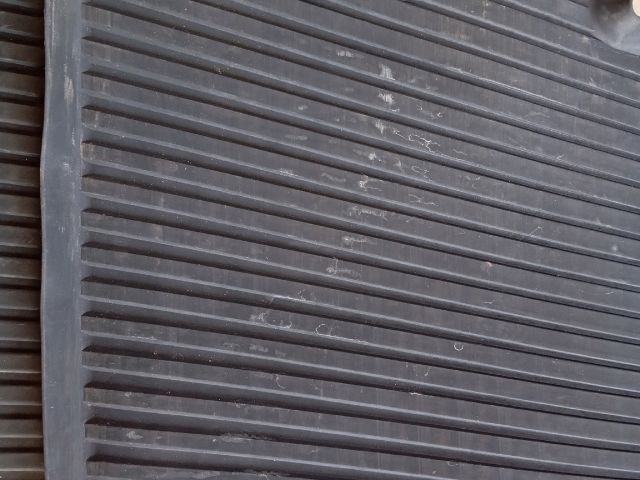 bontott SKODA SCALA Padlószőnyeg